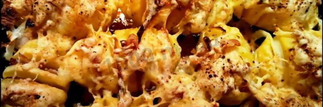 Картофель с беконом запеченный в духовке