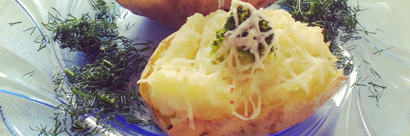 Картофель, запеченный с цветной капустой и брокколи