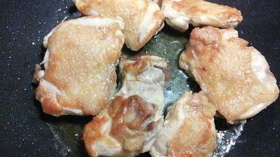 картофельный гратен с курицей и белыми грибами