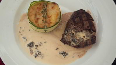 миньон из говядины с гратеном из цветной капусты