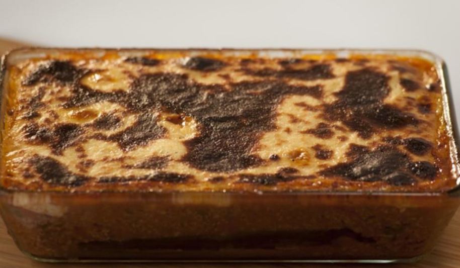 Рецепт мусаки с бараниной и соусом бешамель