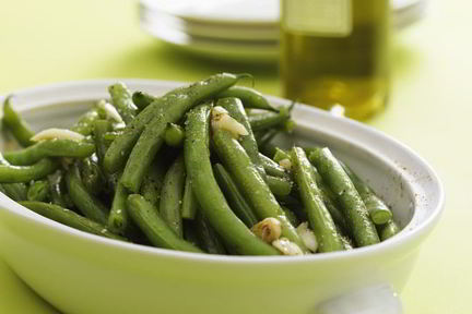 Стручковая фасоль с чесноком
