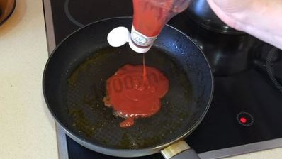 тушеная капуста с картошкой и окорочками