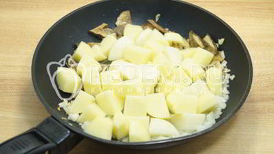 тушеная картошка с грибами