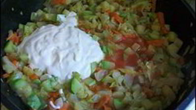 тушеные кабачки с капустой