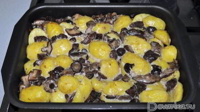 запеченный картофель с грибами и сыром