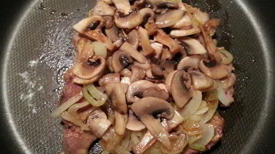 куриная печень под шапкой