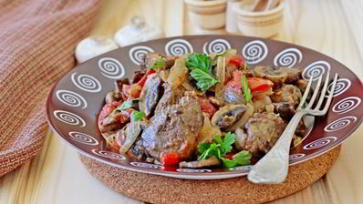 куриная печень с шампиньонами