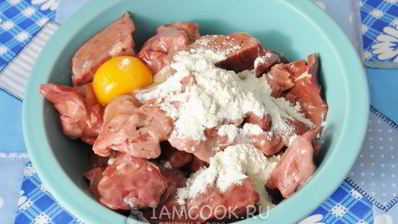 куриная печень тушеная в сметане