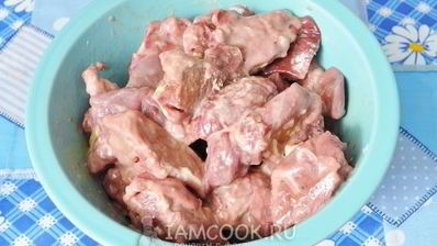 куриная печень тушеная в сметане