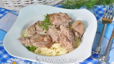 куриная печень тушеная в сметане