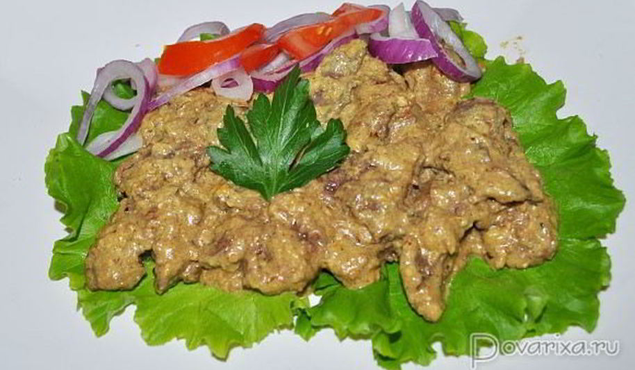 Рецепт куриной печени в орехово-сметанном соусе