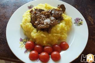 Куриная печень в соусе терияки с имбирным пюре