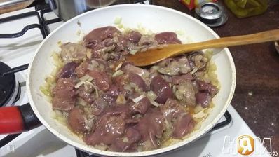 куриная печень в соусе терияки с имбирным пюре