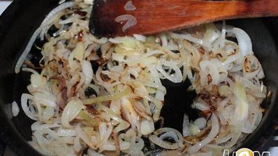 нежнейшая печень в сметанно-винном соусе