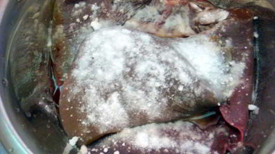 печень говяжья по-строгановски классически