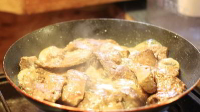 печень по-строгановски