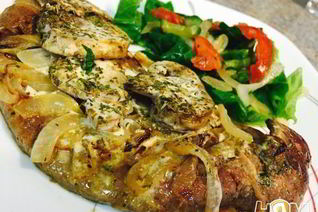 Печень с грибами под сливочным соусом