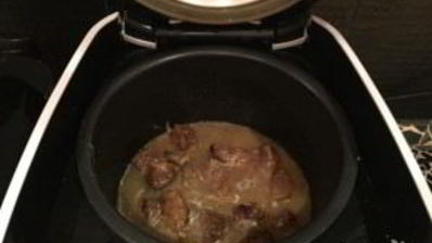 печень в мультиварке со сметаной