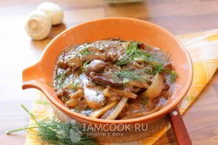 Печень в сметанном соусе