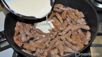 печень в сырном соусе