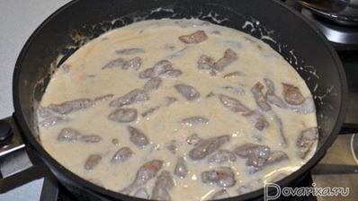 печень в сырном соусе