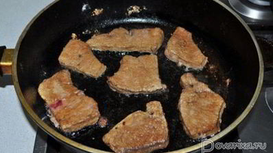 печень в томатном соусе с черносливом