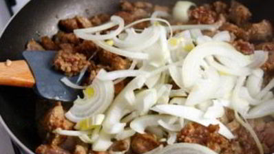 печень в томатном соусе