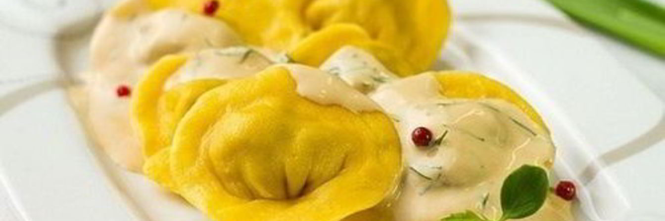 Домашние пельмени с мясом и сыром