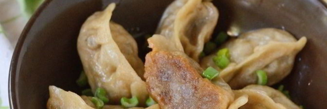 Китайские пельмени с капустой и грибами