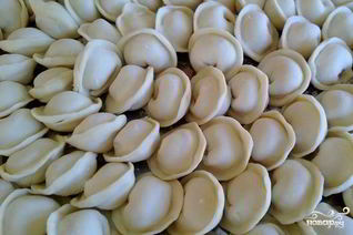 Пельмени из щуки с салом