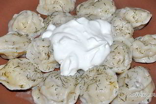 Пельмени с фаршем и квашеной капустой