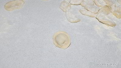 пельмени с фаршем и квашеной капустой