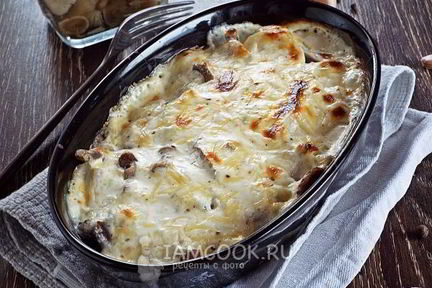 Пельмени с опятами и сыром в духовке