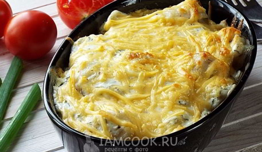 Рецепт пельменей с сыром и сметаной в духовке