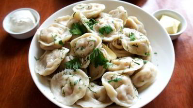 рыбные пельмени с овощами