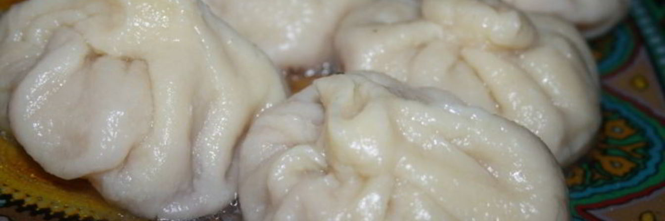 Сочные хинкали с бараниной и базиликом