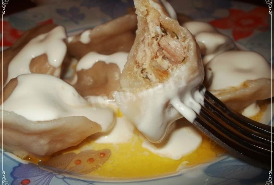 Свиные пельмени с начинкой из отварного мяса