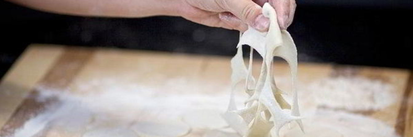 Тесто на пельмени на молоке