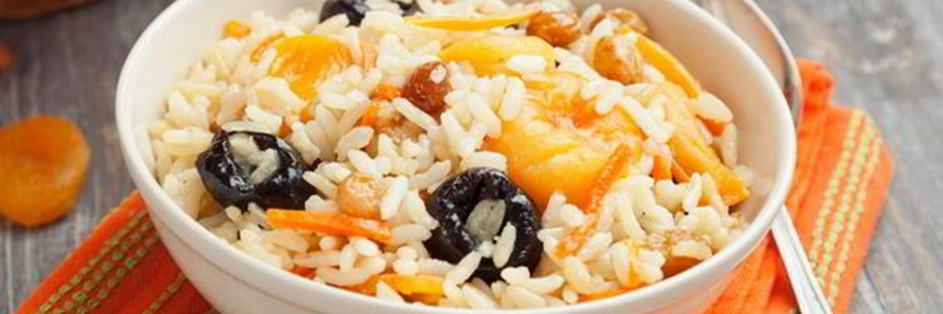 Бухарский плов с морковью и сухофруктами