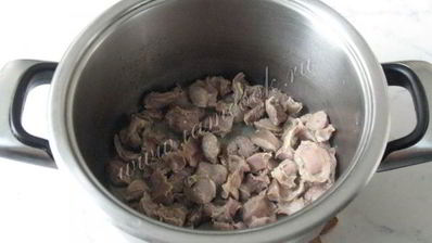 диетический плов с куриными желудками