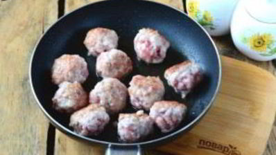 хан-плов с фрикадельками