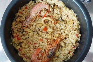 Паэлья с морепродуктами