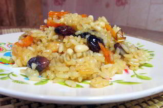 Плов фруктовый