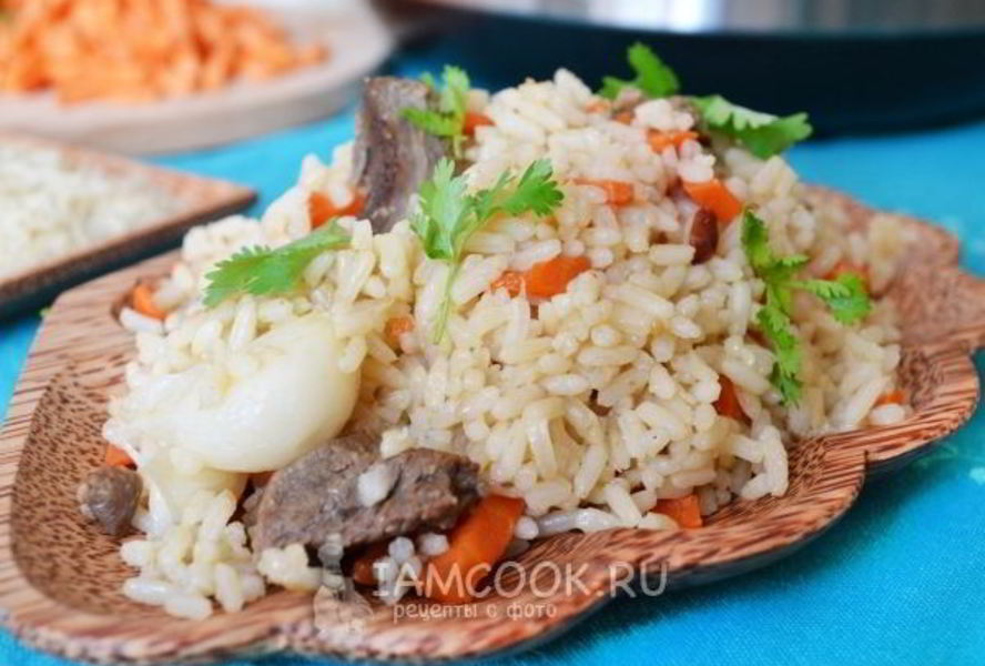 Плов из баранины в мультиварке