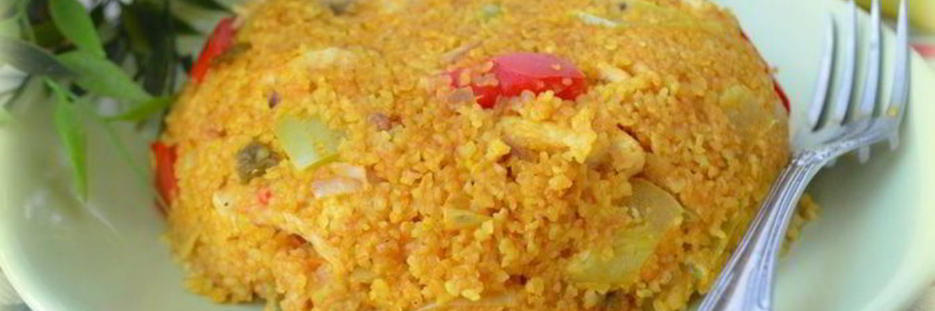 Плов из кус-куса и куриного филе в восточном стиле