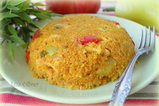 Плов из кус-куса и куриного филе в восточном стиле