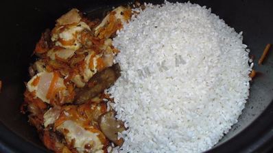 плов с грибами и курицей в мультиварке