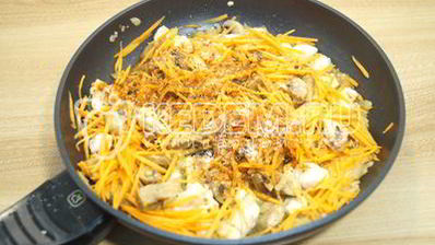 плов с курицей и грибами