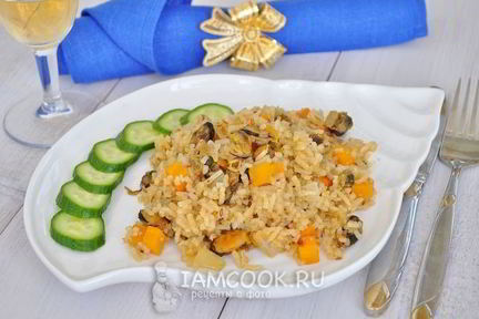 Плов с мидиями